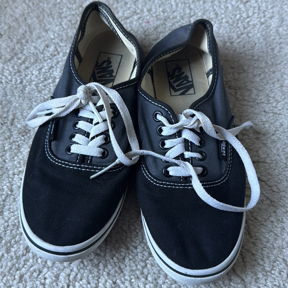 Vans black and gray size 8 sneakers - Picture 5 of 7